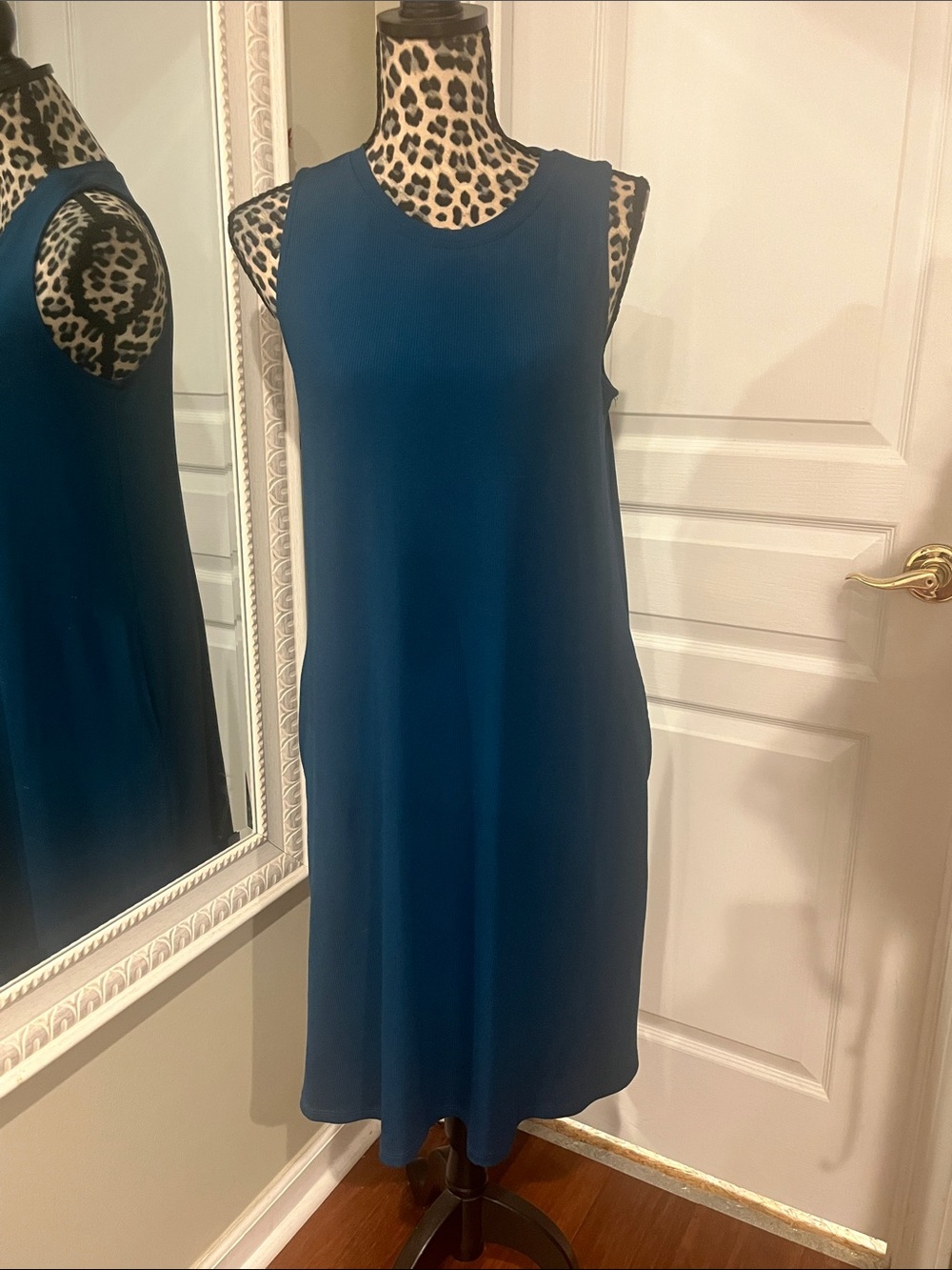 LuLaRoe Sleeveless Teal Shift Dress